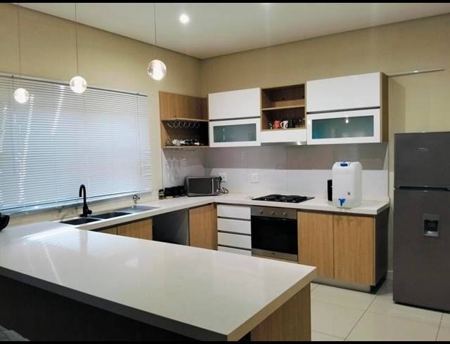 2 BEDROOM PROPERTY TO RENT IN CHROOM PARK